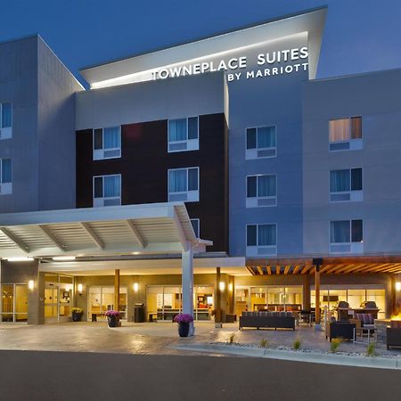 Towneplace Suites By Marriott Grand Rapids Airport Southeast Exterior foto